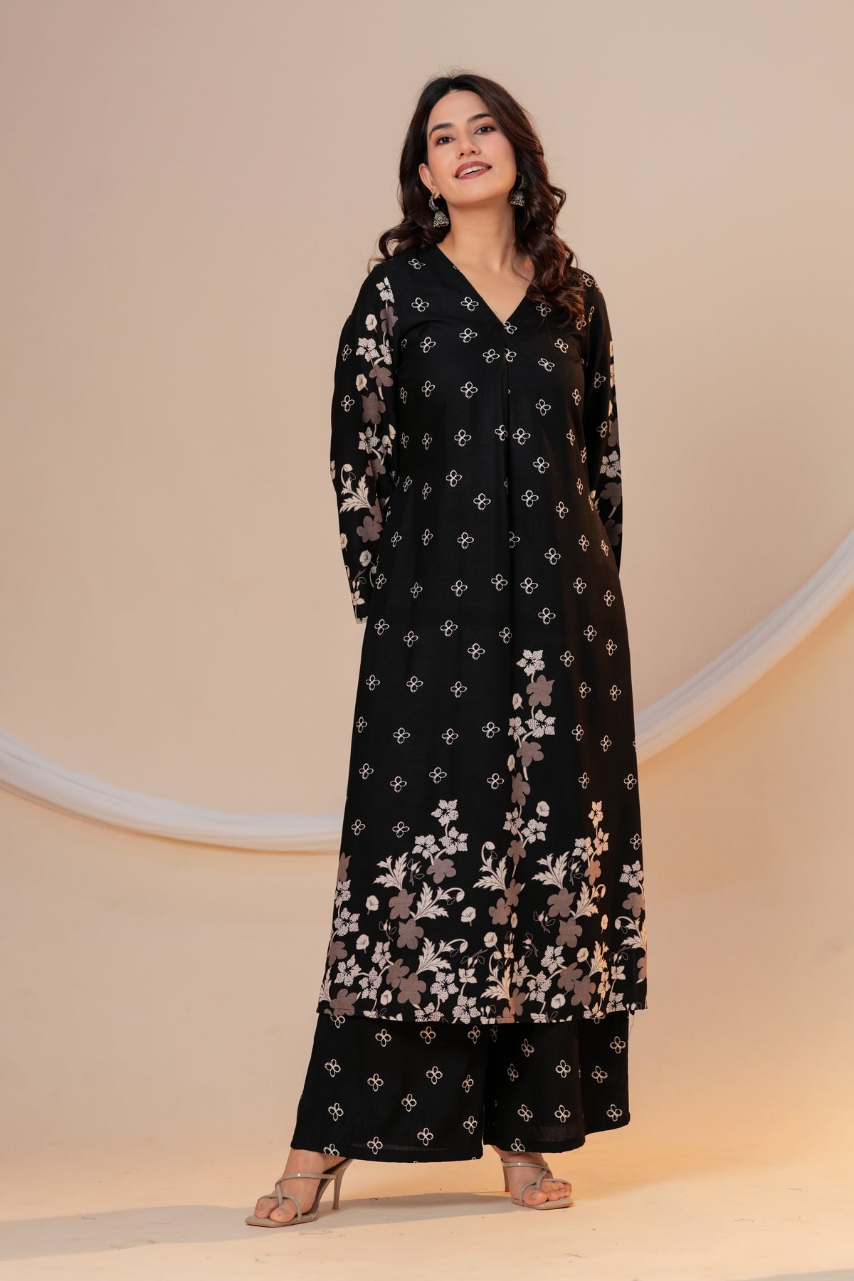 Classic Black V-neck Viscose Rayon Kurta Set